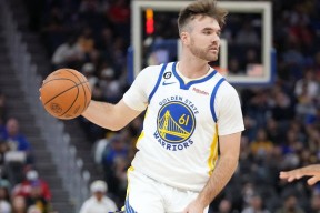 九游娱乐 -全明星赛倒计时；金州勇士清晨再遭质疑；细节引发关注；信心回归；团队化学反应显著 